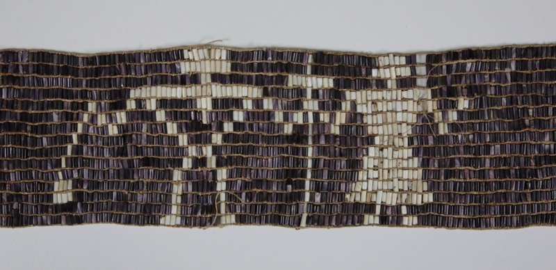 Ватикан жүз жыл бойы сақтаған канадалық үндістердің экспонаттарын қайтарып берді Ватикан жүз жыл бойы сақтаған канадалық үндістердің экспонаттарын қайтарып берді