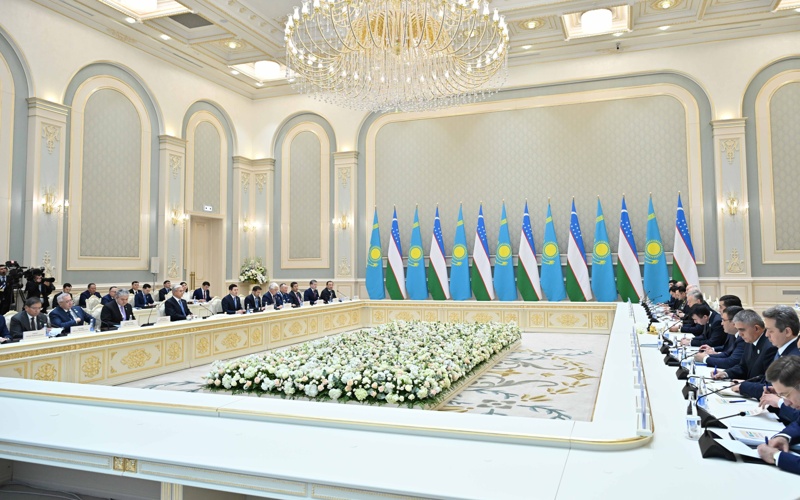 哈乌两国元首出席最高国家间委员会第二次会议 共议战略合作 哈乌两国元首出席最高国家间委员会第二次会议 共议战略合作