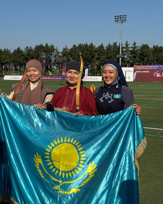 Аяш Қабдоллаева Аяш Қабдоллаева