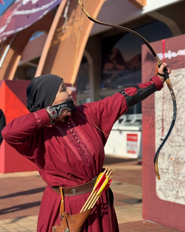 Аяш Қабдоллаева Аяш Қабдоллаева