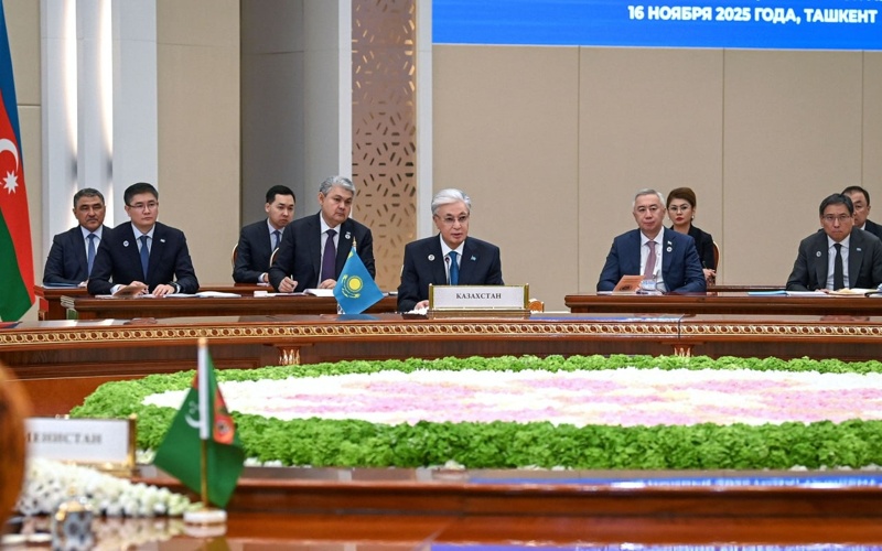 Президент Токаев предложил разработать Комплексную стратегию развития транспортной системы ЦА Президент Токаев предложил разработать Комплексную стратегию развития транспортной системы ЦА