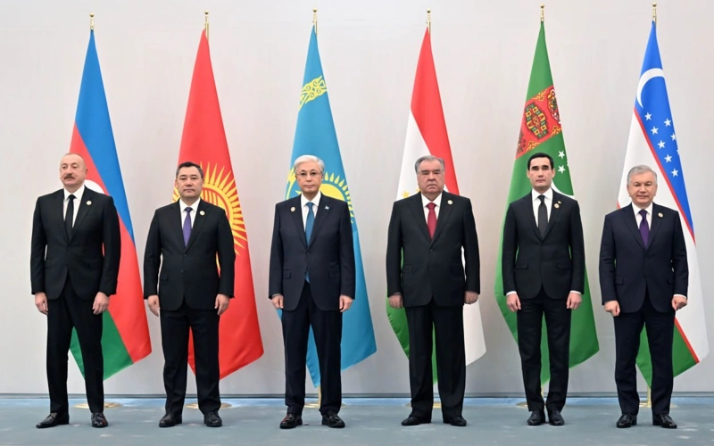 Касым-Жомарт Токаев прибыл на Консультативную встречу глав государств ЦА