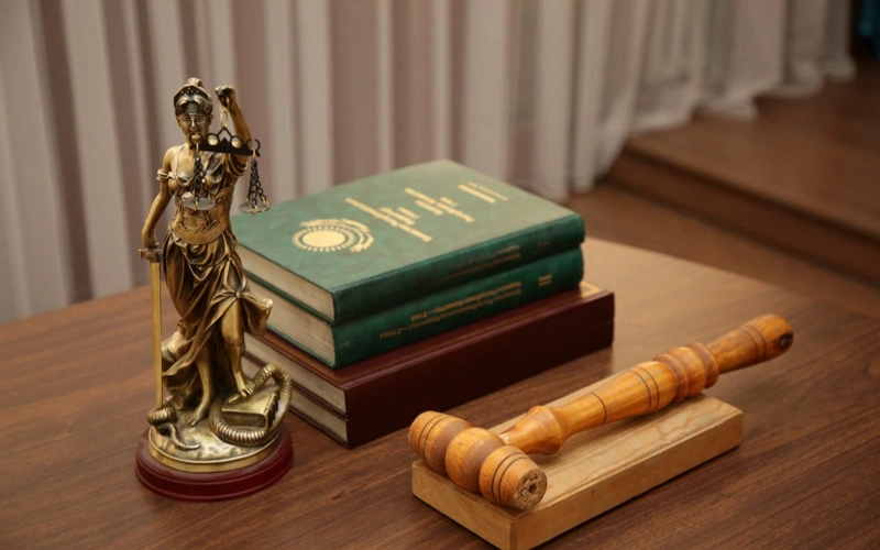 сот, судья, сот үкімі