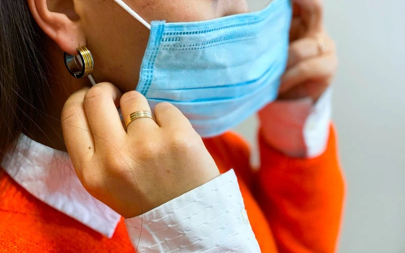 медицинские маски, грипп, простуда