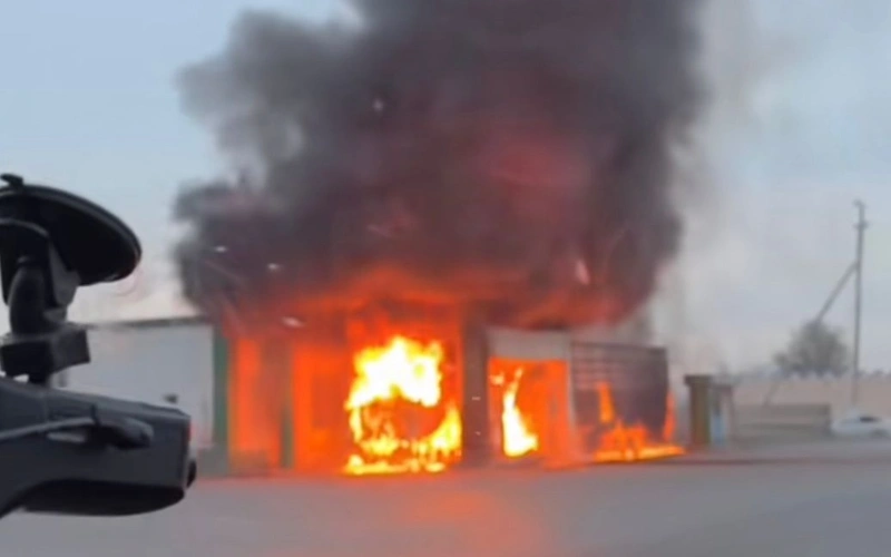 пожар АЗС, горит АЗС