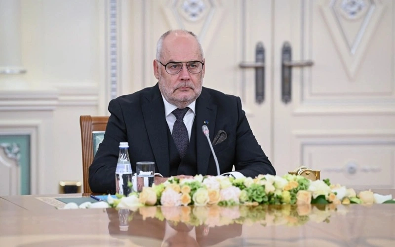 President Alart Karis