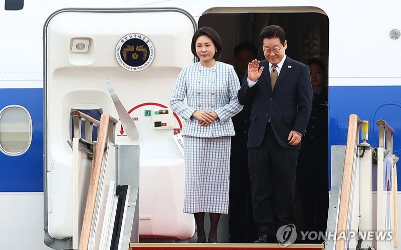 Lee departs for G20 summit, embarks on 4-nation swing to Middle East, Africa