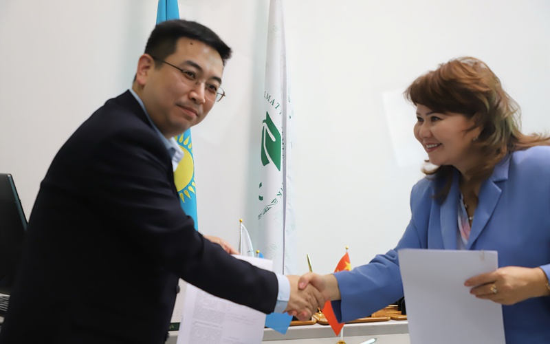 Инновации в образовании Алматы: студенты колледжа получили доступ к новым технологиям