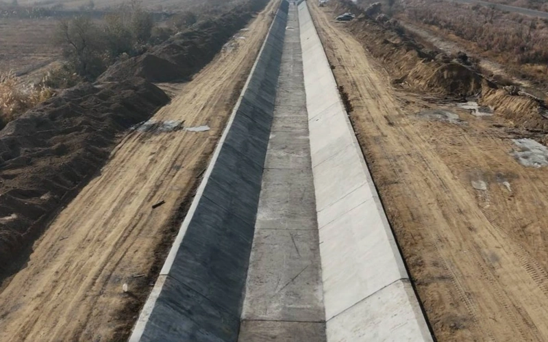 Более 62 км земляных каналов забетонируют в Туркестанской области