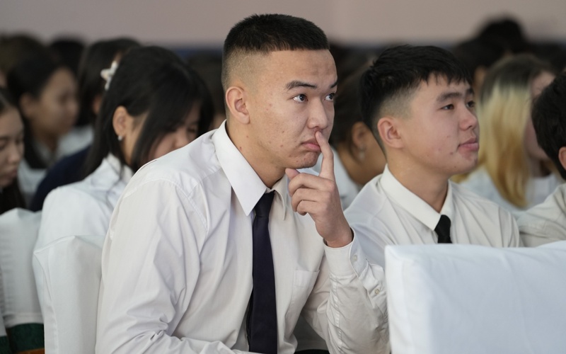 «Taza Qazaqstan» Semeıde: stýdentter orman men tabıǵatty qorǵaýdyń syryn úırendi «Taza Qazaqstan» Semeıde: stýdentter orman men tabıǵatty qorǵaýdyń syryn úırendi