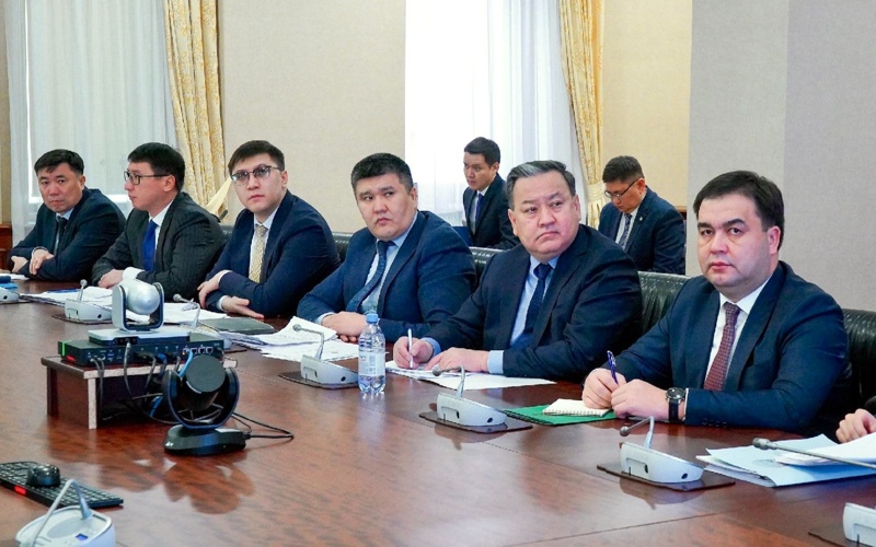 Серик Жумангарин поручил провести анализ продкорзины для стабилизации цен заседание