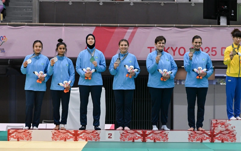 Kazakhstan makes history with first men’s team judo title at Deaflympics 2025 