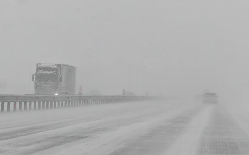 закрыта дорога, метель, гололед, боран, жол жабық, көк тайғақ