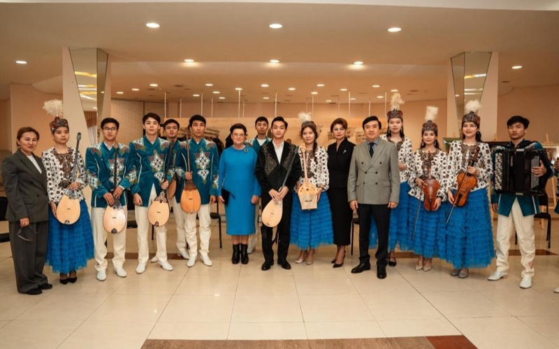 哈萨克斯坦国家学术图书馆开设爱沙尼亚文学角 哈萨克斯坦国家学术图书馆开设爱沙尼亚文学角