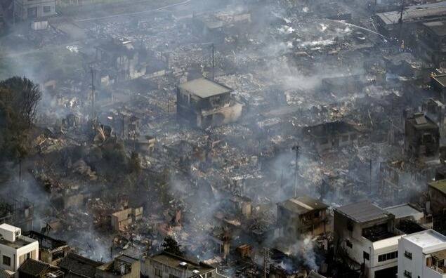 1 person missing as fire burns 170 buildings in Japanese city of Oita