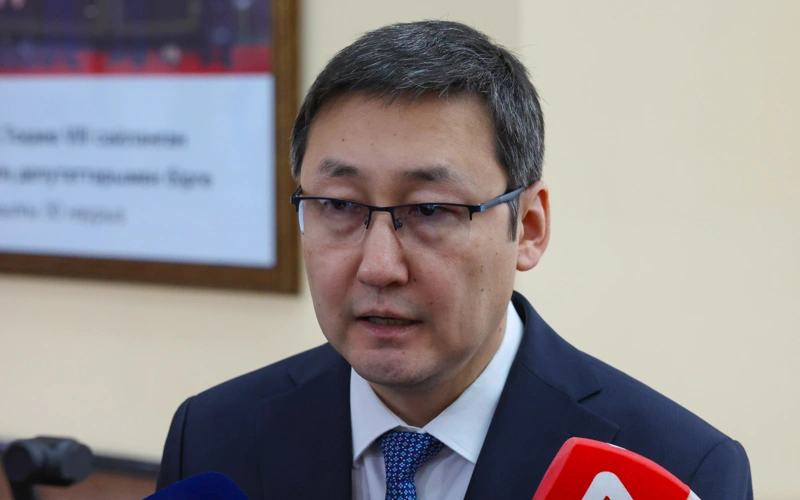 вице-министр здравоохранения Тимур Султангазиев