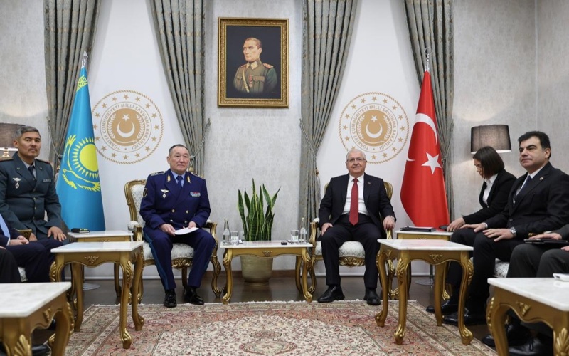 Қазақстанның Қорғаныс министрі Түркияға ресми сапармен барды