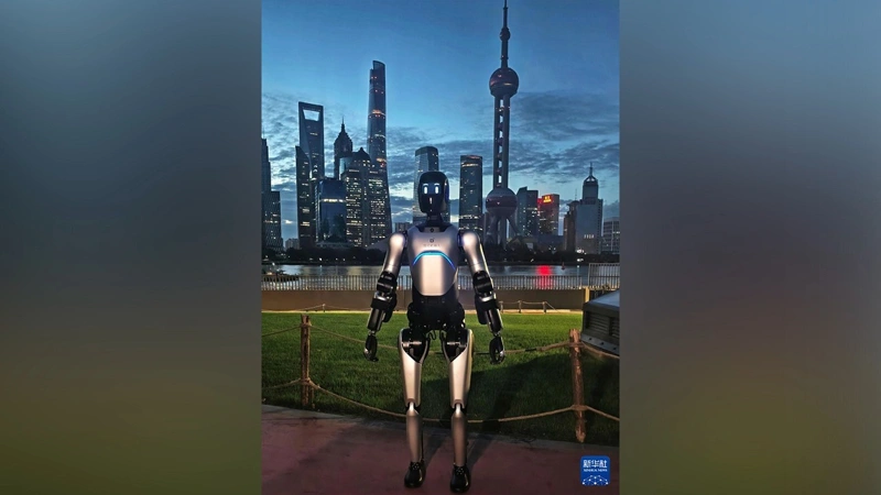 Китайский робот установил мировой рекорд, пройдя 106 км без остановки