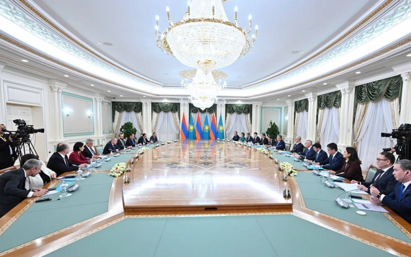 Арменияға жоғары сапалы астық өнімдерін тұрақты жеткізуге дайынбыз - Тоқаев