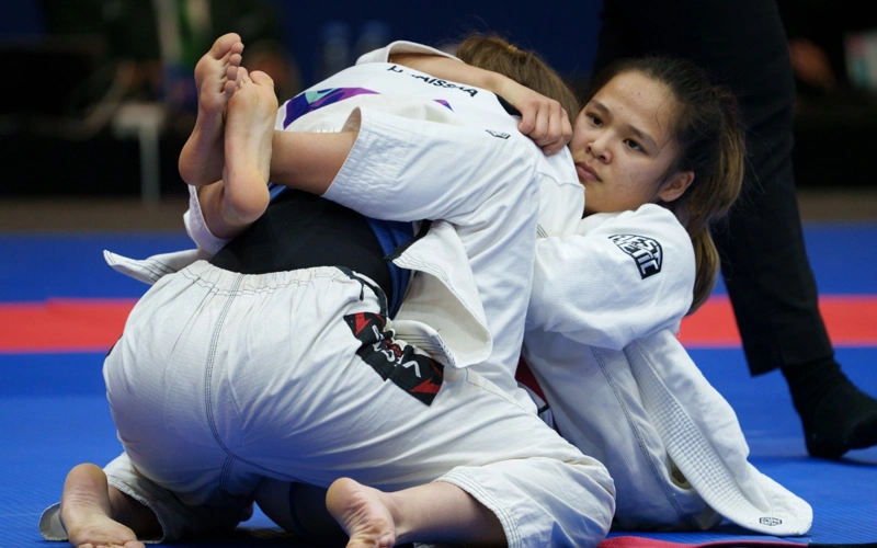 Zhibek Kulumbetova clinches silver at Islamic Solidarity Games 2025