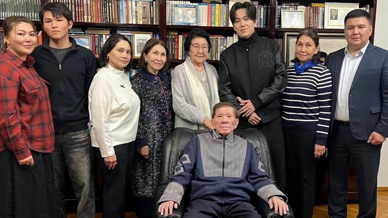 Димаш-Мұхтар