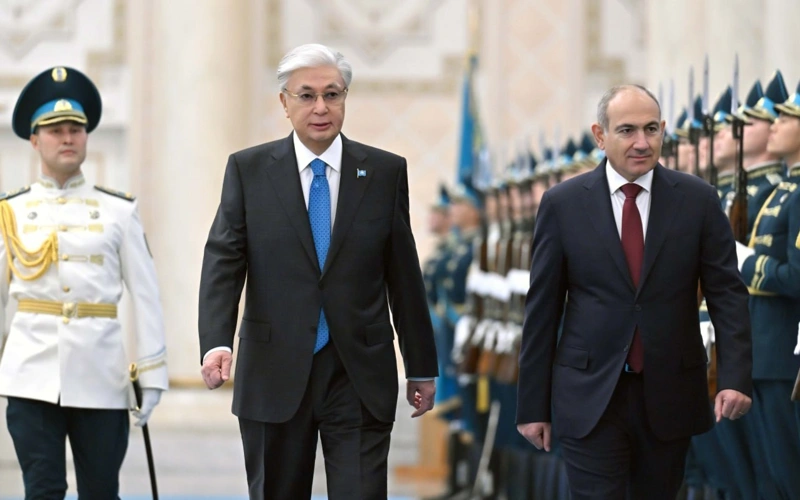 Премьер-министр Армении Никол Пашинян прибыл в Акорду