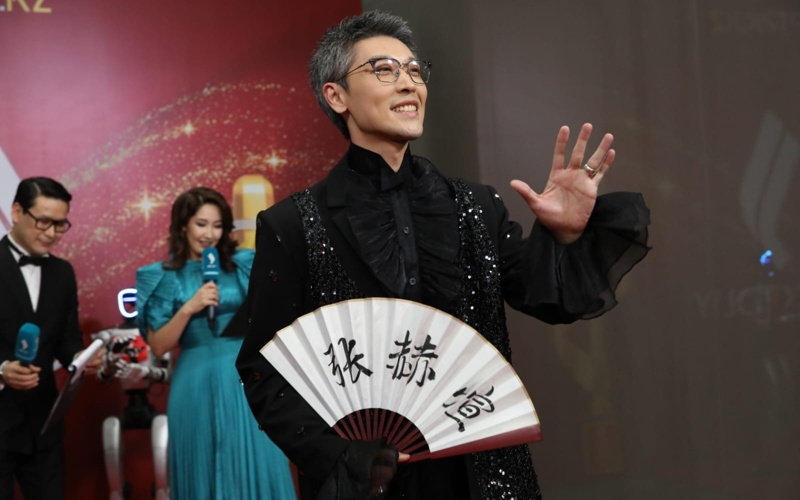 Silk Way Star starts grand finale in Astana with surprise guest appearance