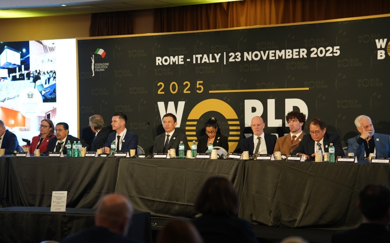 Геннадий Головкин