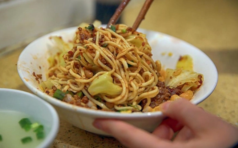 Chongqing spicy noodles turn street food into a global industry
