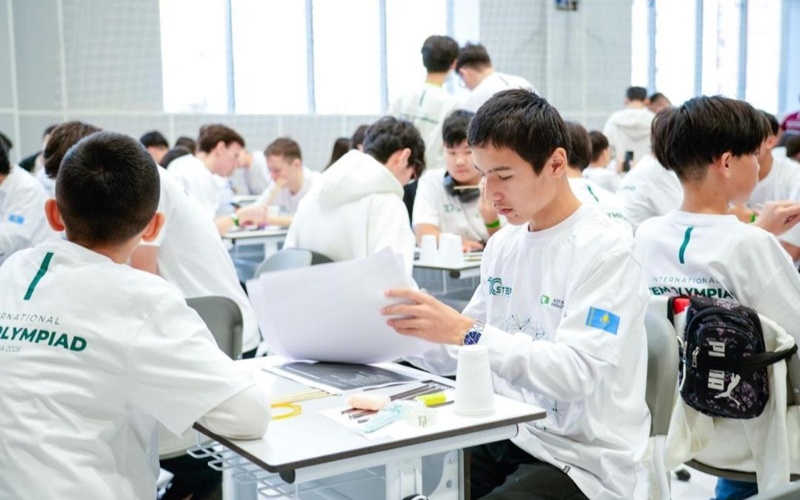 Астанада STEM-олимпиадасына 7 елден 250-ден аса адам қатысып жатыр Астанада STEM-олимпиадасына 7 елден 250-ден аса адам қатысып жатыр