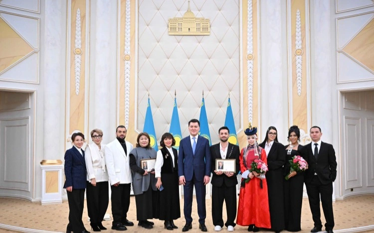 Silk Way Star mýzykalyq jobasynyń qatysýshylary marapattaldy