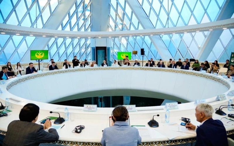 Более 60 деятелей культуры принимают участие в фестивале искусств в Астане 