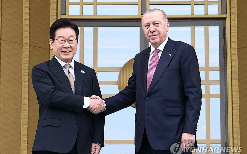 S. Korea, Turkey sign MOU on nuclear energy cooperation