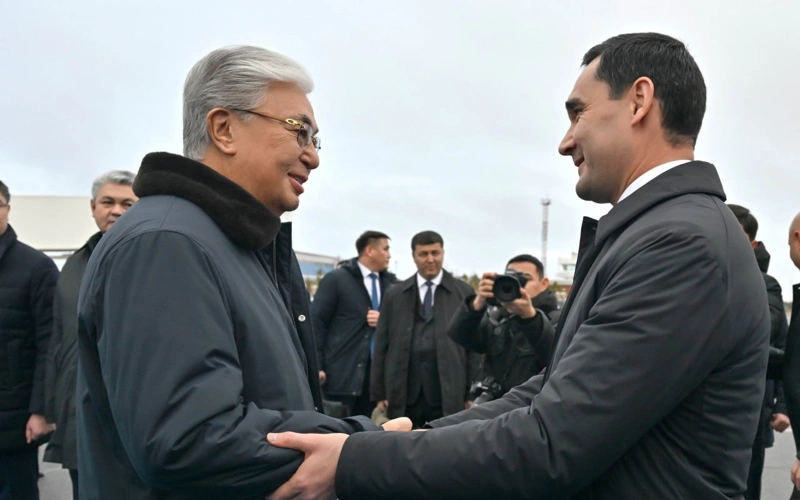 Turkmen President Serdar Berdimuhamedov arrives in Kazakhstan