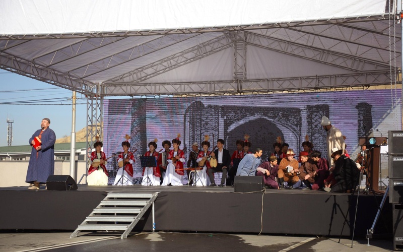 Қырғызстанның Ош қаласында Абай Құнанбаевқа арналған көше, ескерткіш және музей ашылды Қырғызстанның Ош қаласында Абай Құнанбаевқа арналған көше, ескерткіш және музей ашылды