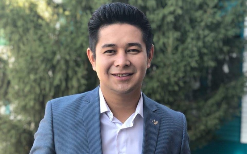 Дархан Сағидуллин а