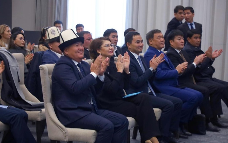 Kazakh President’s book presented in Kyrgyz language 