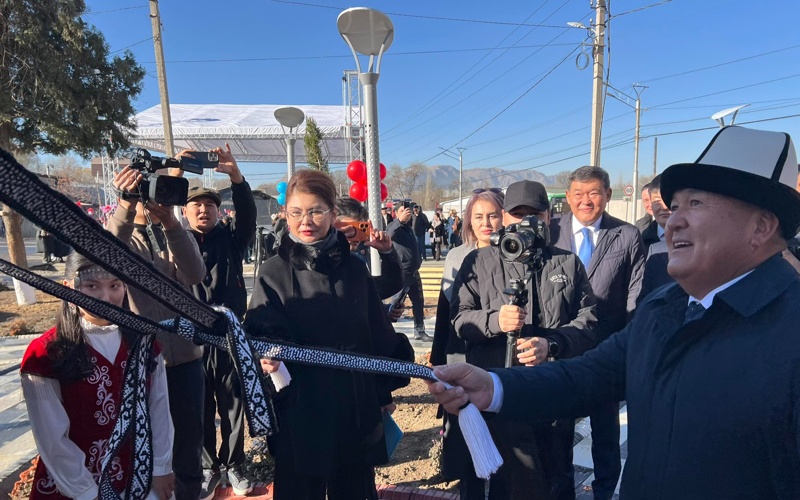 Улицу, памятник и музей Абая Кунанбаева открыли в кыргызском городе Ош Улицу, памятник и музей Абая Кунанбаева открыли в кыргызском городе Ош