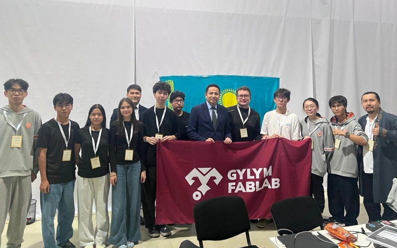 Школьники из Казахстана добились высоких результатов на международном фестивале STEAM в Баку