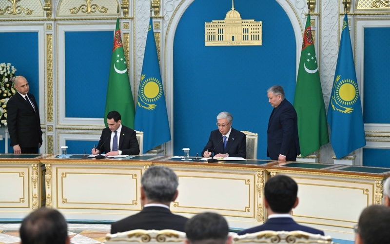 Касым-Жомарт Токаев и Сердар Бердымухамедов подписали Совместное заявление а