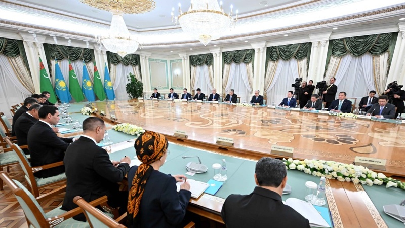 Казахстан инвестировал в экономику Туркменистана более 120 миллионов долларов — Президент