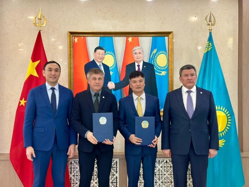 哈萨克斯坦北哈州深化与中国合作 签署多项战略合作备忘录