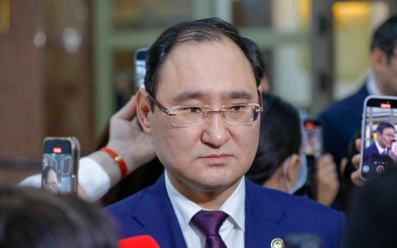 Санжар Адилов