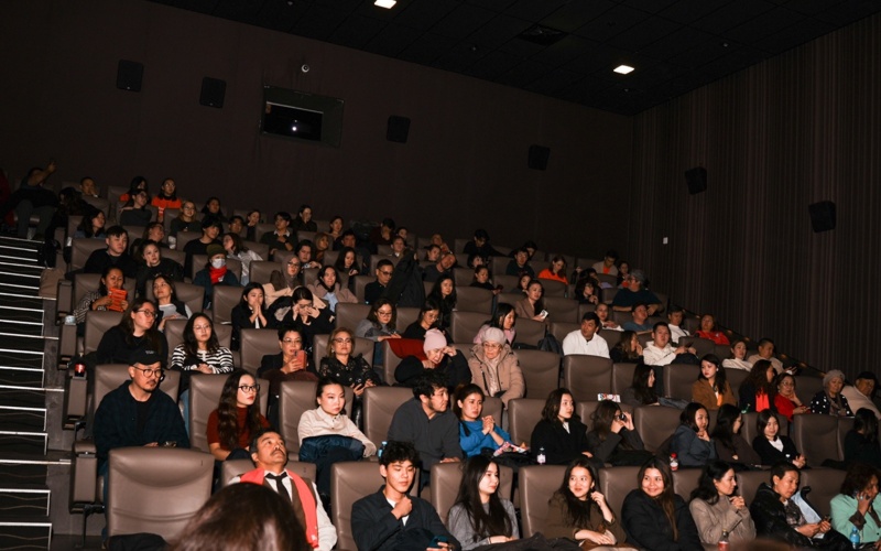 «Baýyryna salý» dástúri zorlyq bop sanala ma — Zorlyq-zombylyqqa qarsy fılmder kórsetilimi bastaldy