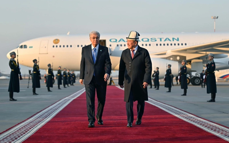 President Tokayev arrives in Bishkek