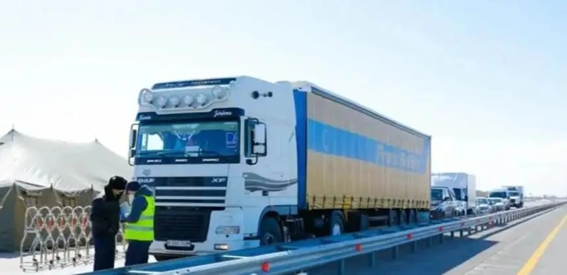 Ўзбекистон билан чегарадаги “Жибек жоли” назорат-ўтказиш пунктининг очилиш санаси маълум қилинди