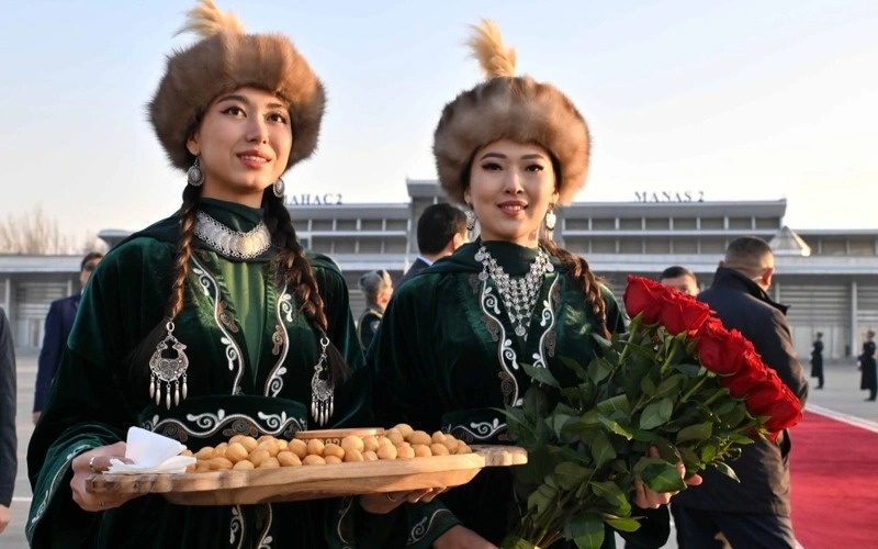 кутиб олиш кутиб олиш