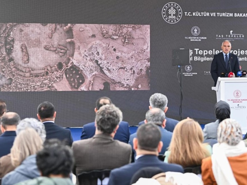 Neolithic structure resembling amphitheater unearthed in southeastern Türkiye