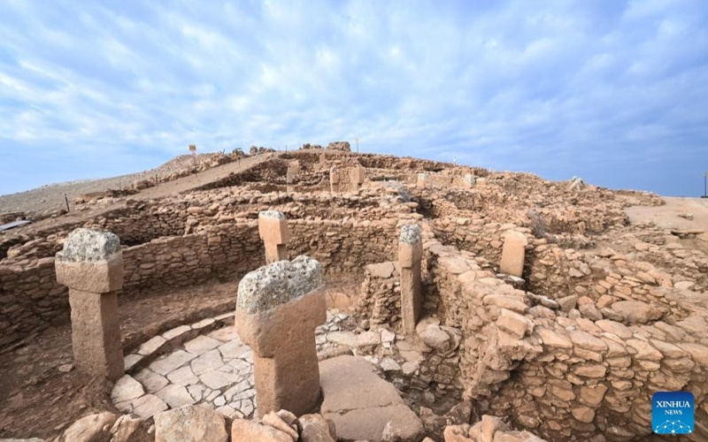 Neolithic structure resembling amphitheater unearthed in southeastern Türkiye