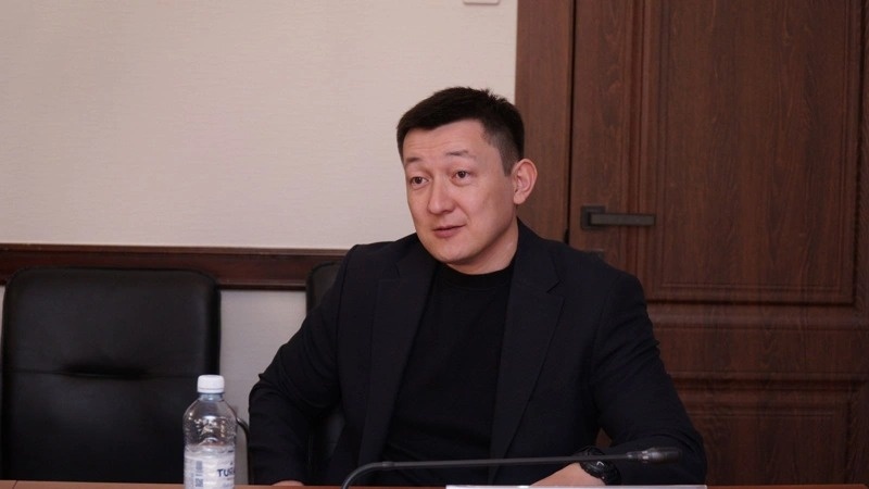 Асет Айтбаев Асет Айтбаев